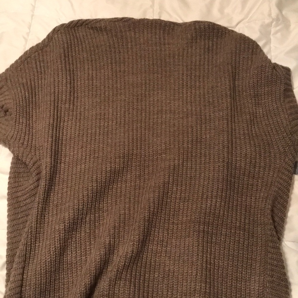 Sweater - Picture 3 of 4